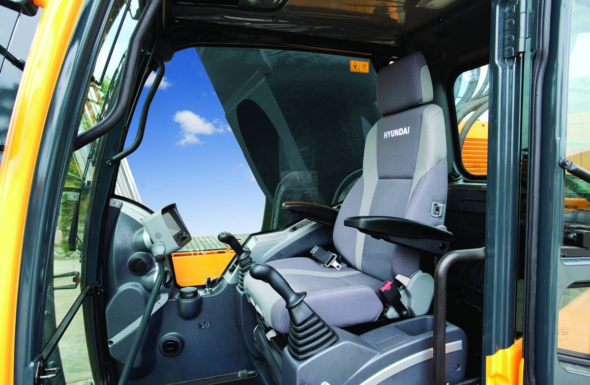 Экскаватор гусеничный Hyundai R850LC-9