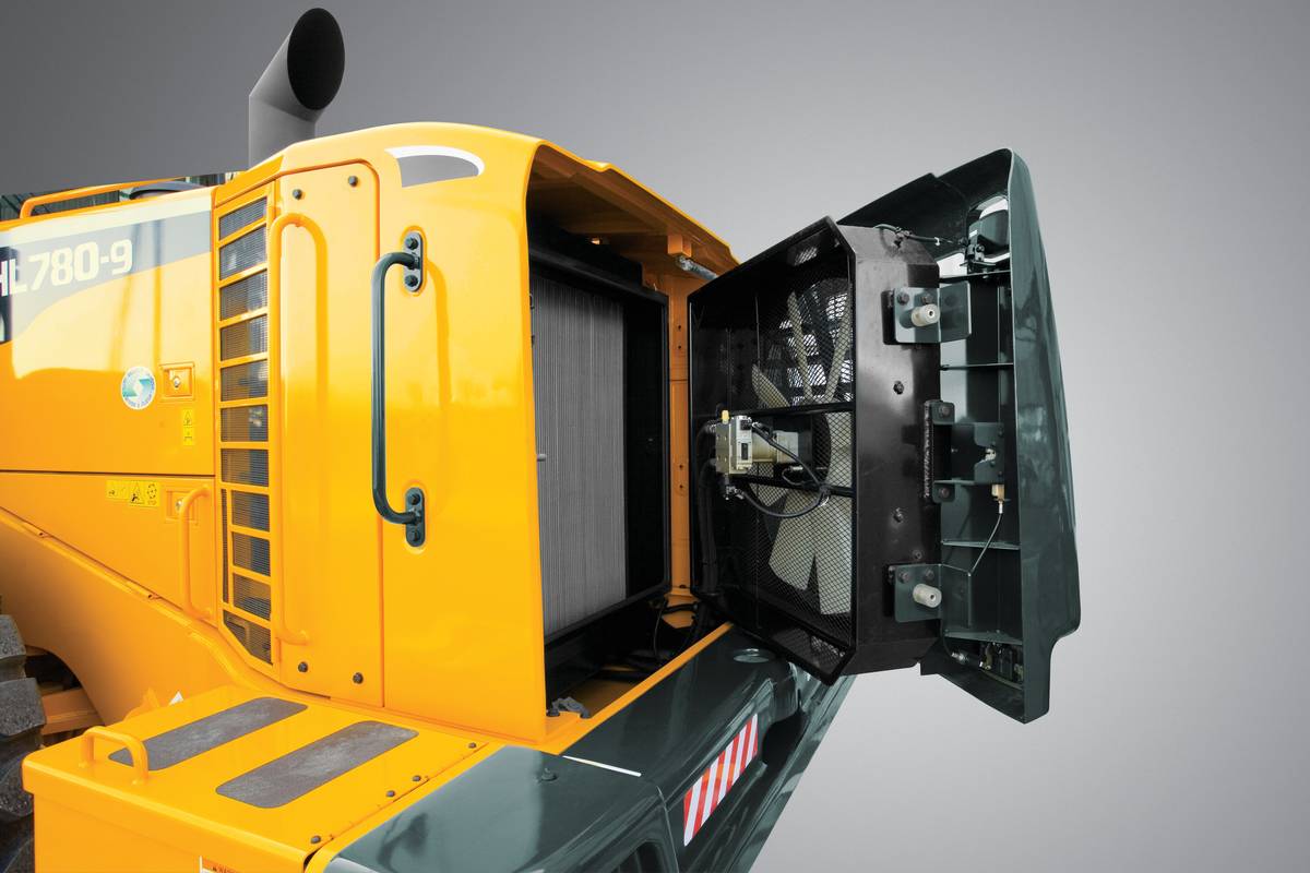 Погрузчик фронтальный Hyundai HL780-9