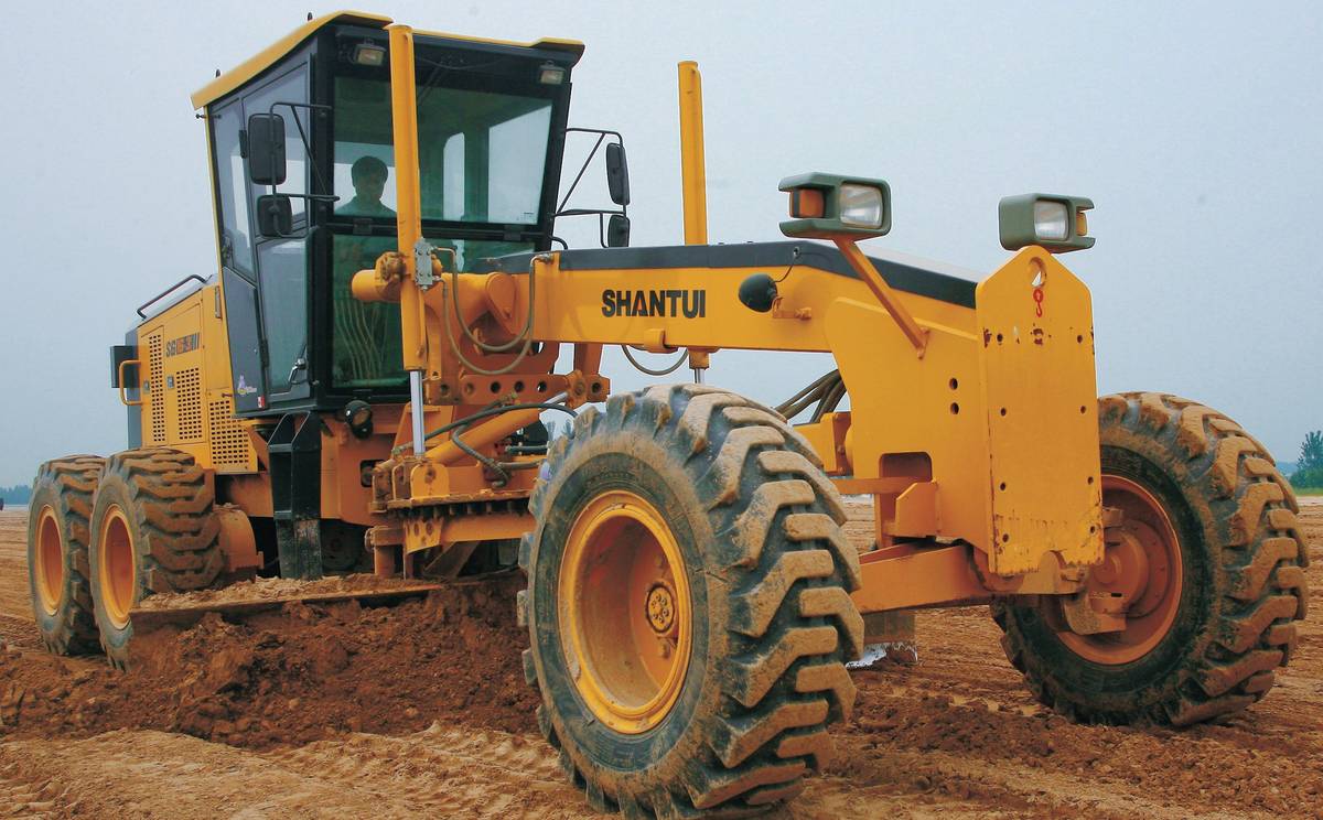 Автогрейдер Shantui SG16-3