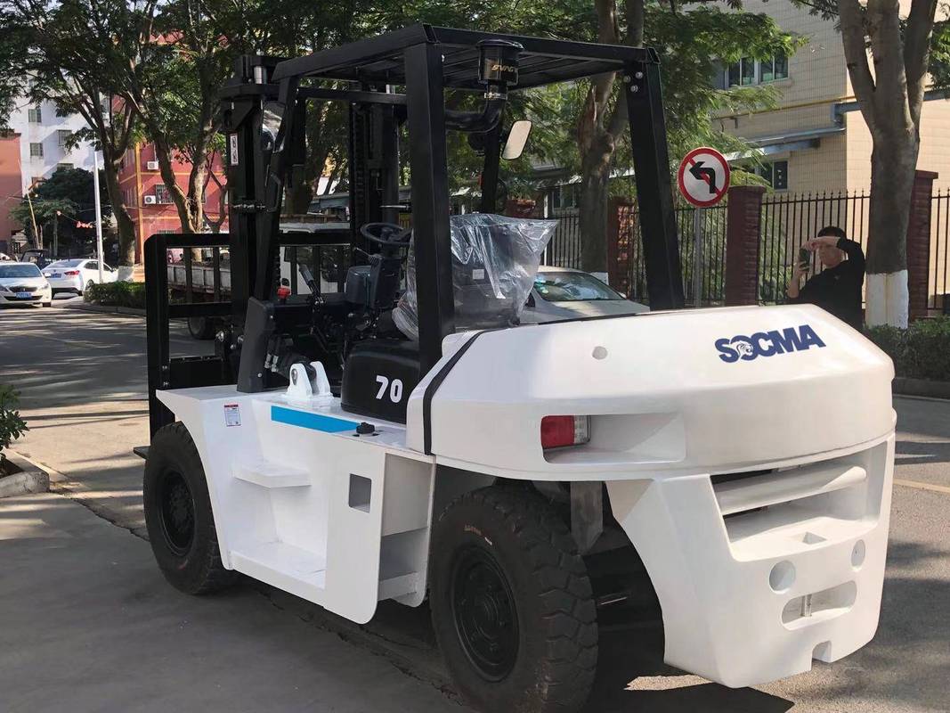 Вилочный погрузчик Socma HNF70T