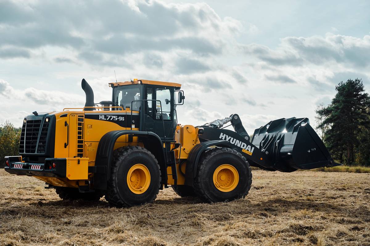 Погрузчик фронтальный Hyundai HL775-9S