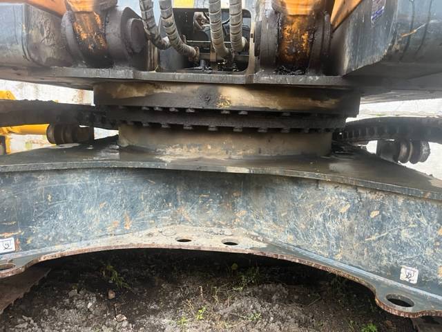 Экскаватор гусеничный HYUNDAI R330LC-9S