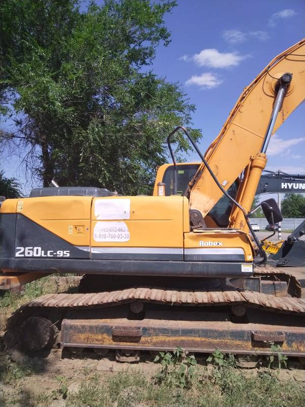 Экскаватор Hyundai R260LC-9S