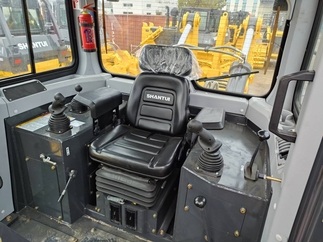 Бульдозер SHANTUI SD26C3
