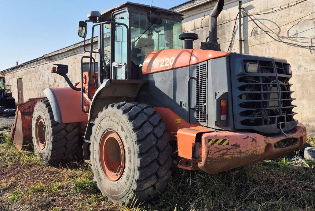 Фронтальный погрузчик HITACHI ZW220