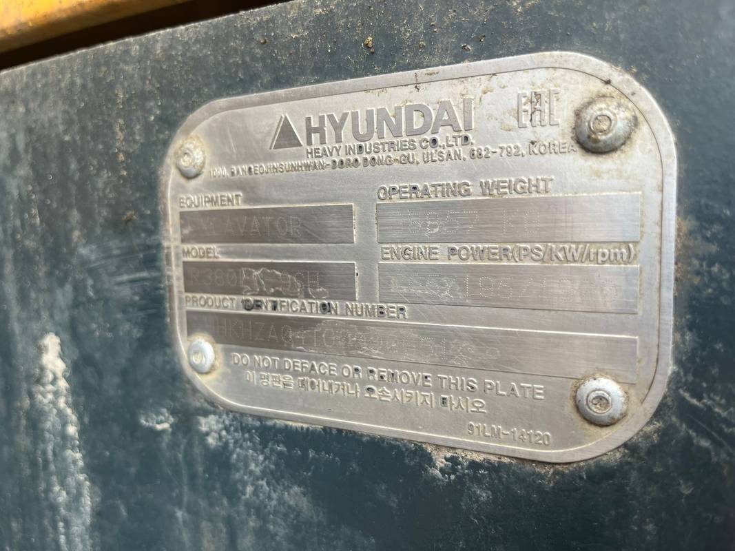 Экскаватор гусеничный Hyundai R380LC-9SH