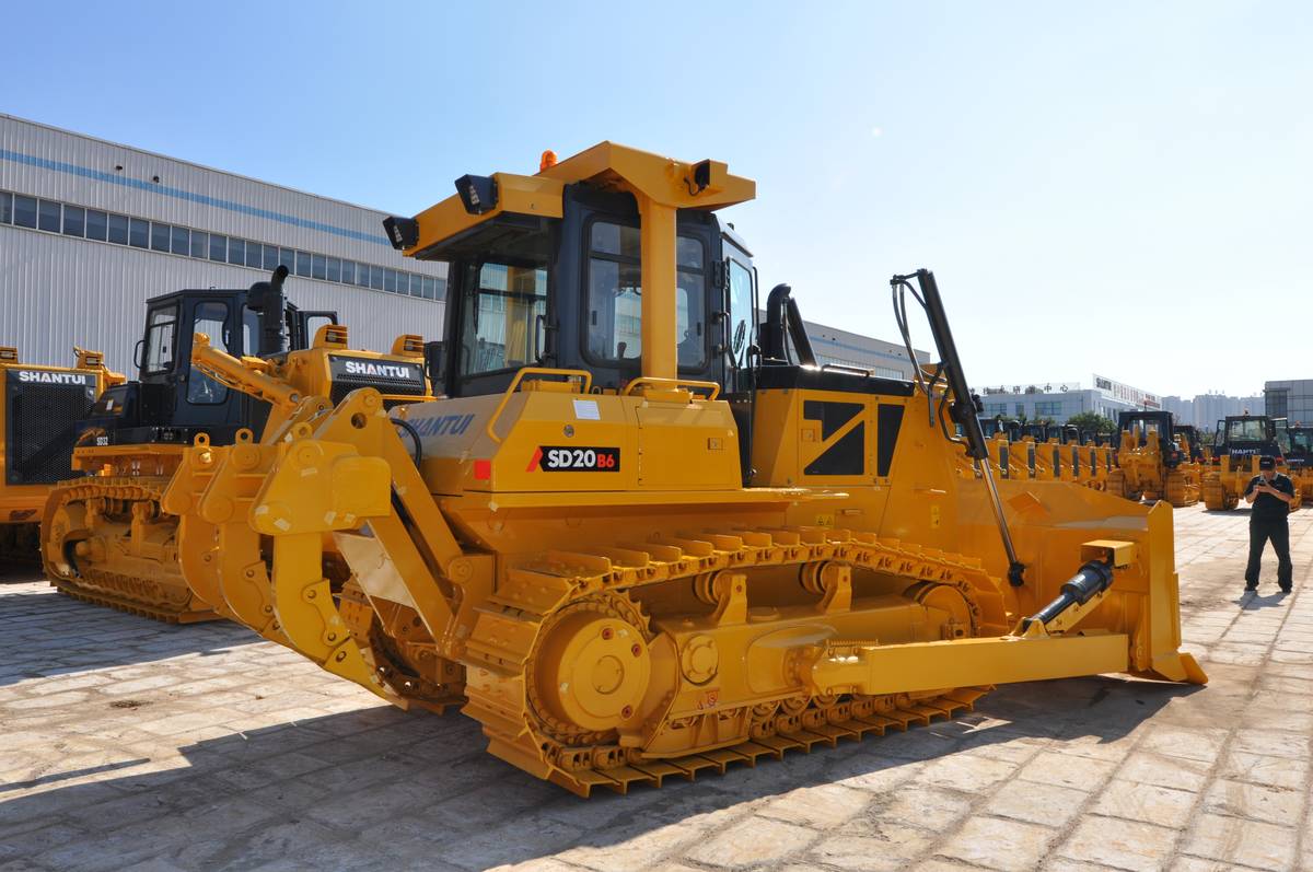 Бульдозер SHANTUI SD20-B6