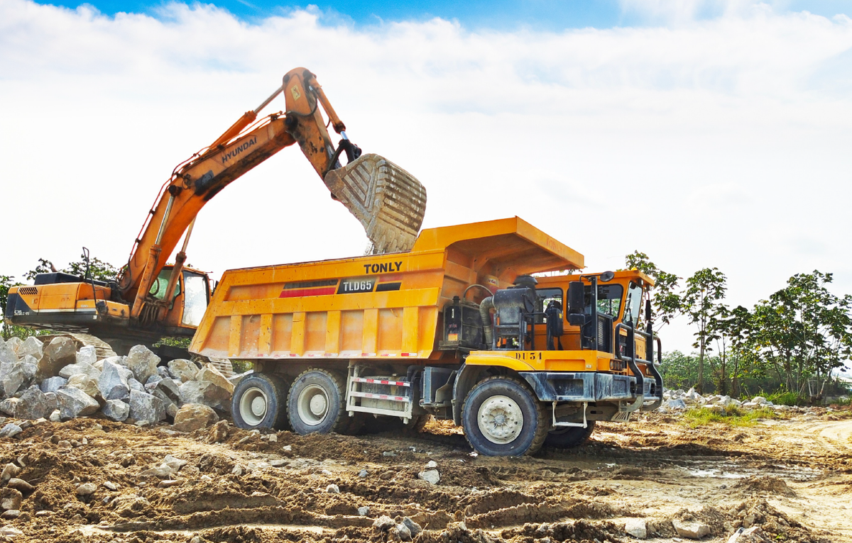 Самосвал TONLY TLD65