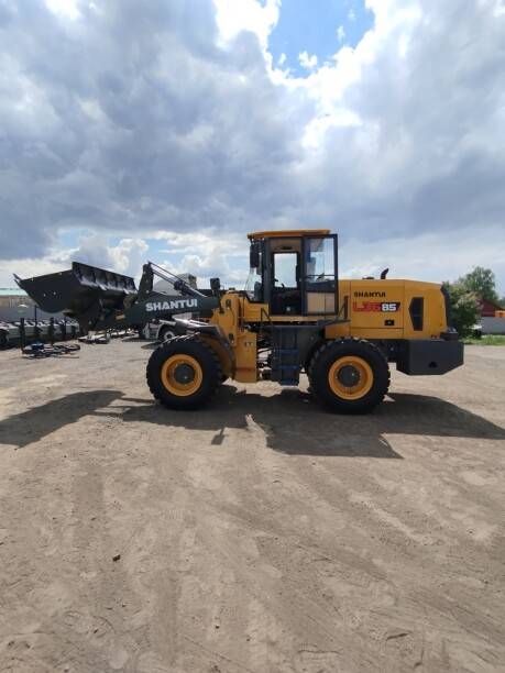 Фронтальный погрузчик Shantui L36-B5