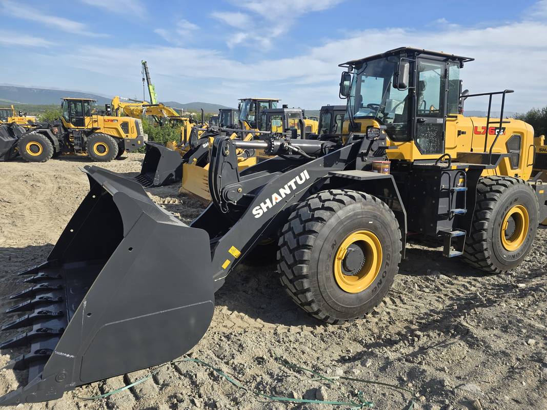 Фронтальный погрузчик Shantui L76-С5(1)-2WHS