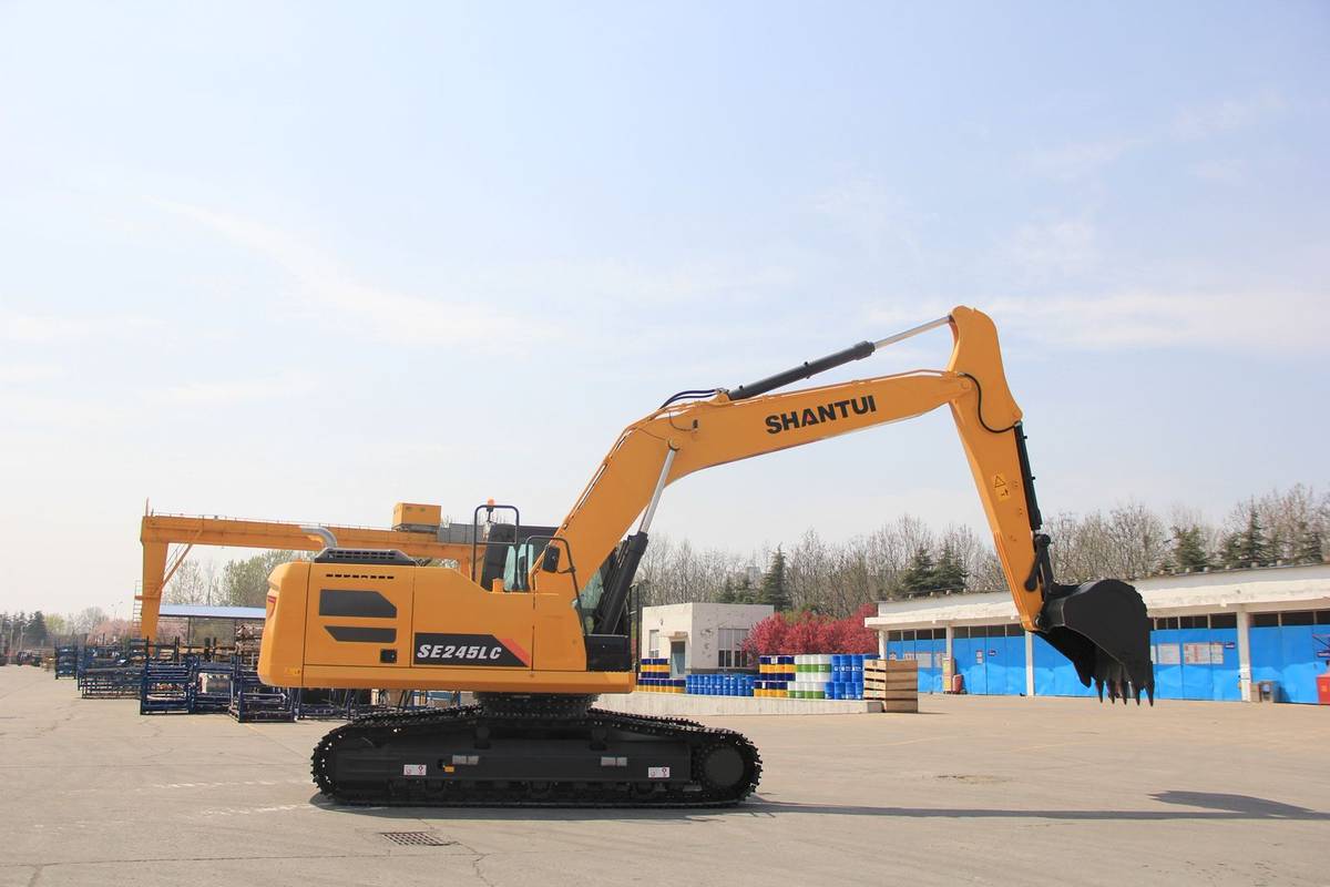 Экскаватор SHANTUI SE265LCW(135/P)