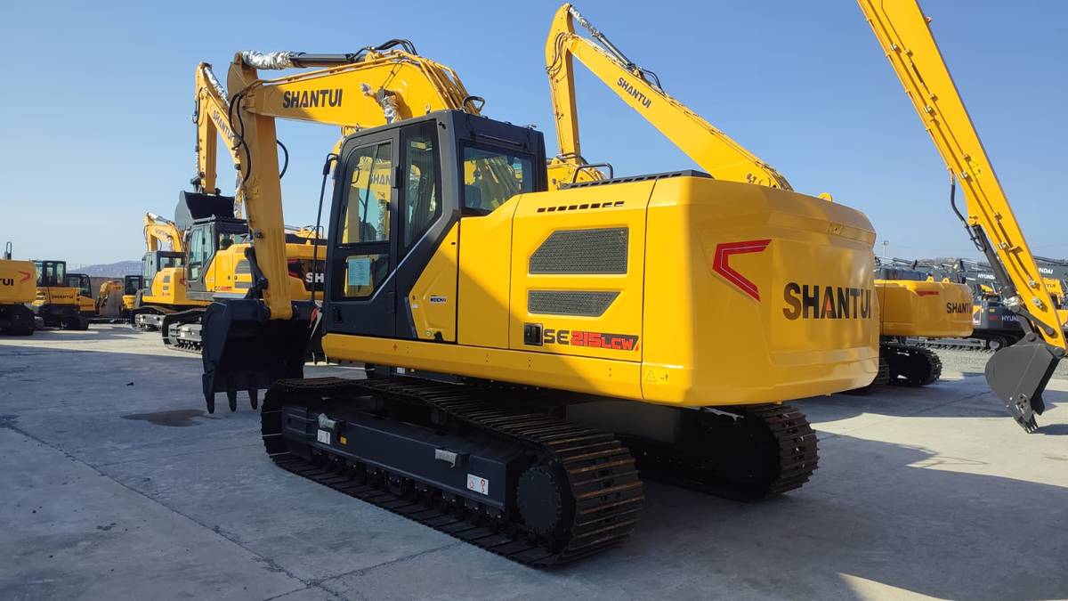 Экскаватор SHANTUI SE215LCW(105НP)