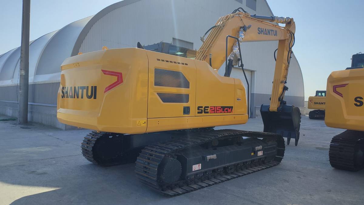 Экскаватор SHANTUI SE215LCW(105НP)