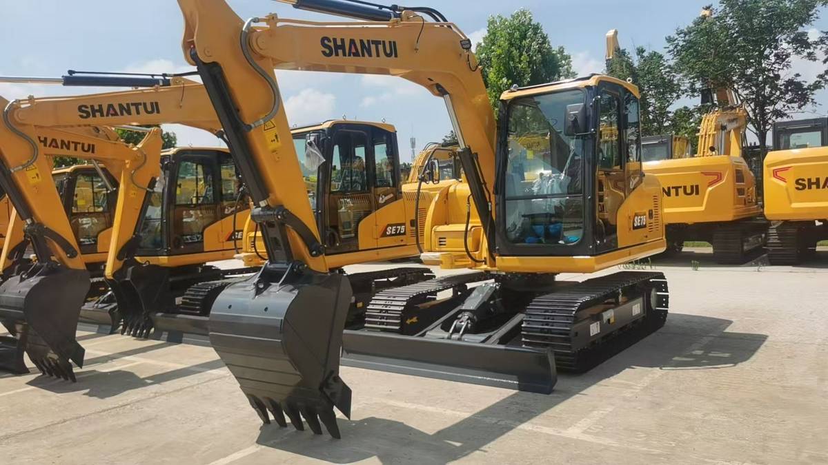 Экскаватор SHANTUI SE75W