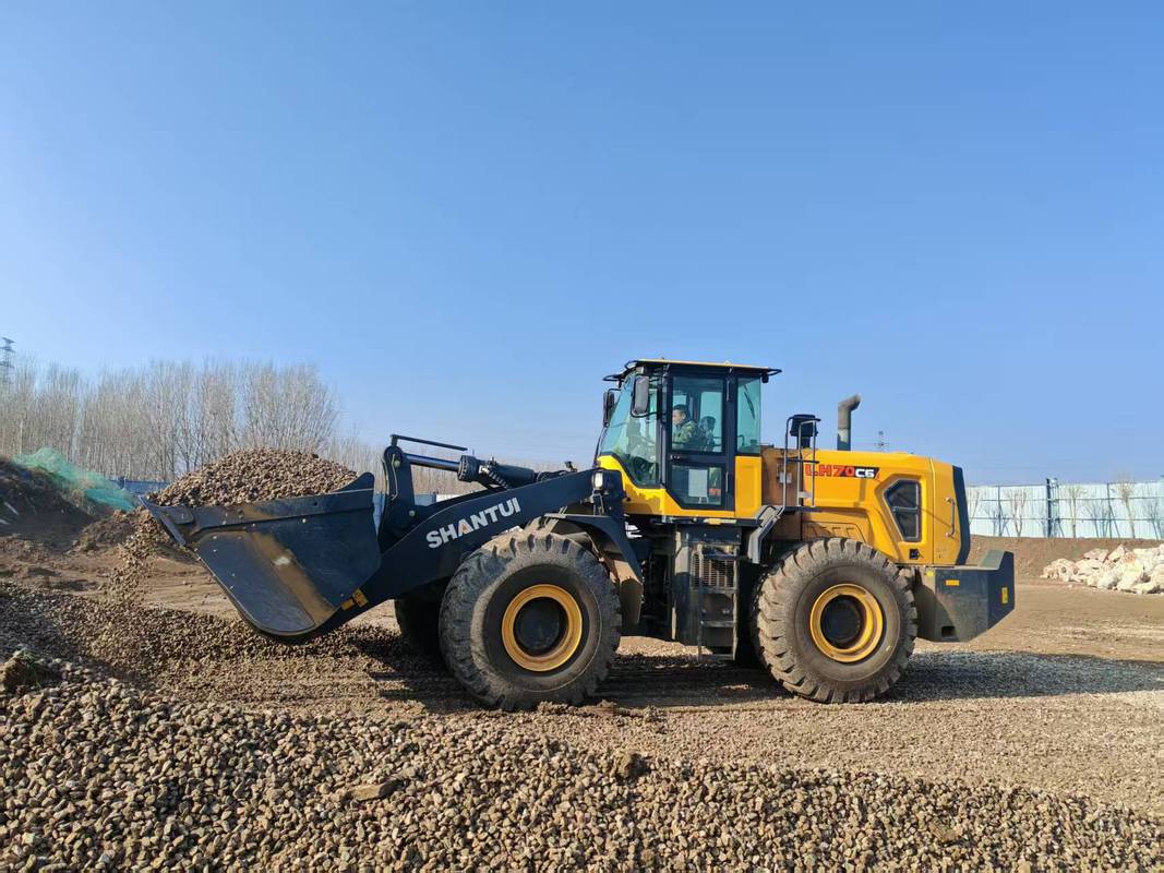 Фронтальный погрузчик Shantui L68K-B5