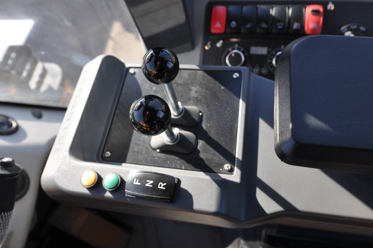 Погрузчик фронтальный Shantui L98K-C5