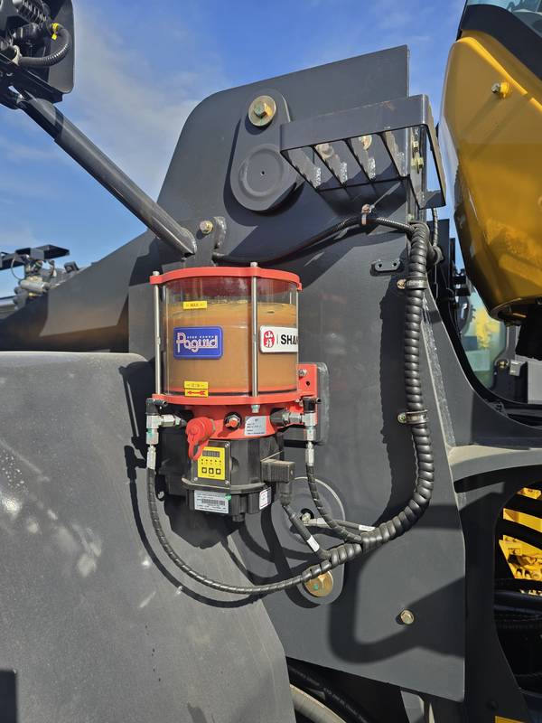 Фронтальный погрузчик Shantui L76-C5