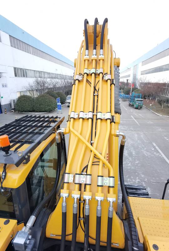 Экскаватор SHANTUI SE680LCW(4R/66/29)