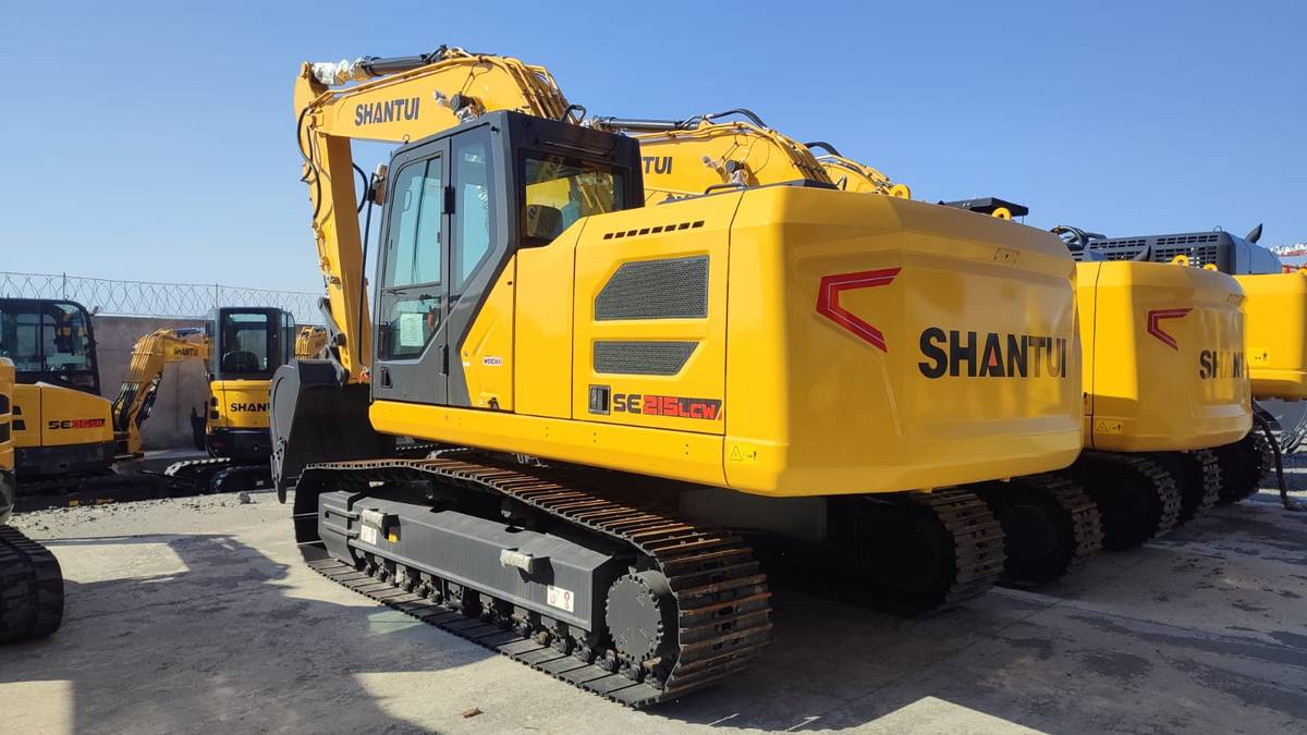 Экскаватор SHANTUI SE215LCW(105НP)